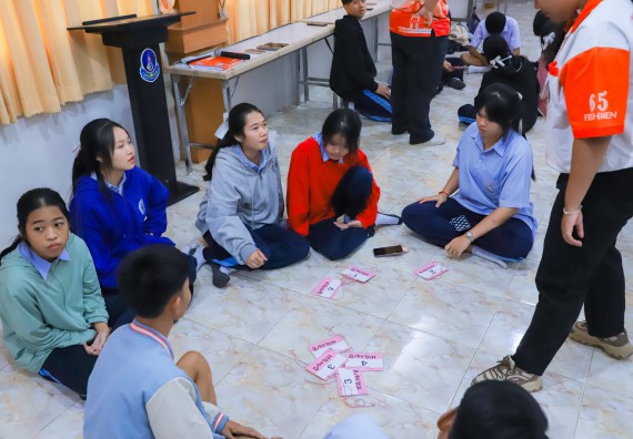 ภาพกิจกรรม  คณะวิทยาศาสตร์และเทคโนโลยี มหาวิทยาลัยราชภัฏกำแพงเพชร จัดกิจกรรมค่ายวิชาการเพื่อพัฒนากำลังคนด้านวิทยาศาสตร์และเทคโนโลยี ปีการศึกษา 2567  โรงเรียนมัธยมพัชรกิติยาภา 2 กำแพงเพชร