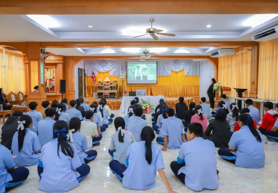 ภาพกิจกรรม  คณะวิทยาศาสตร์และเทคโนโลยี มหาวิทยาลัยราชภัฏกำแพงเพชร จัดกิจกรรมค่ายวิชาการเพื่อพัฒนากำลังคนด้านวิทยาศาสตร์และเทคโนโลยี ปีการศึกษา 2567  โรงเรียนมัธยมพัชรกิติยาภา 2 กำแพงเพชร