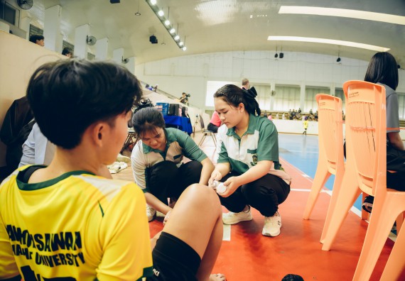 ภาพกิจกรรม  คณะวิทยาศาสตร์และเทคโนโลยี มหาวิทยาลัยราชภัฏกำแพงเพชร เจ้าภาพการแข่งขันกีฬามหาวิทยาลัยแห่งประเทศไทย ครั้งที่ 50 รอบคัดเลือก เขตภาคเหนือ ประเภทกีฬาฟุตซอล