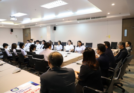 ภาพกิจกรรม หลักสูตรนวัตกรรมและธุรกิจอาหาร คณะวิทยาศาสตร์และเทคโนโลยีมอบทุนการศึกษาแรกเข้าแก่นักศึกษาของหลักสูตร