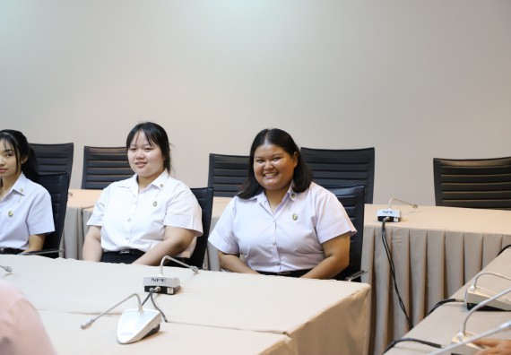 ภาพกิจกรรม หลักสูตรนวัตกรรมและธุรกิจอาหาร คณะวิทยาศาสตร์และเทคโนโลยีมอบทุนการศึกษาแรกเข้าแก่นักศึกษาของหลักสูตร