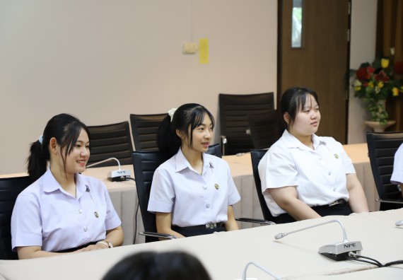 ภาพกิจกรรม หลักสูตรนวัตกรรมและธุรกิจอาหาร คณะวิทยาศาสตร์และเทคโนโลยีมอบทุนการศึกษาแรกเข้าแก่นักศึกษาของหลักสูตร