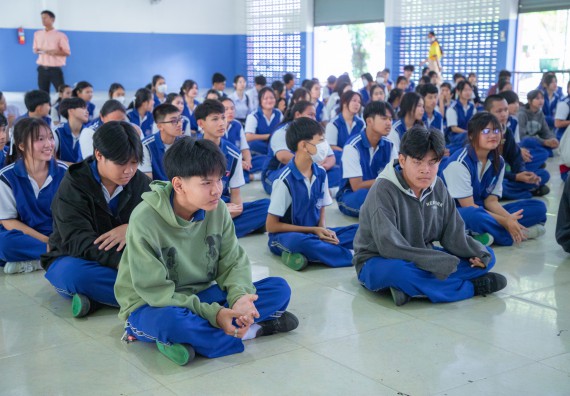 ภาพกิจกรรม  คณะวิทยาศาสตร์และเทคโนโลยี มหาวิทยาลัยราชภัฏกำแพงเพชร จัดกิจกรรมค่ายวิชาการเพื่อพัฒนากำลังคนด้านวิทยาศาสตร์และเทคโนโลยี ปีการศึกษา 2567  โรงเรียนผดุงปัญญา