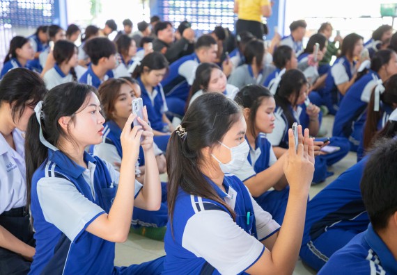 ภาพกิจกรรม  คณะวิทยาศาสตร์และเทคโนโลยี มหาวิทยาลัยราชภัฏกำแพงเพชร จัดกิจกรรมค่ายวิชาการเพื่อพัฒนากำลังคนด้านวิทยาศาสตร์และเทคโนโลยี ปีการศึกษา 2567  โรงเรียนผดุงปัญญา