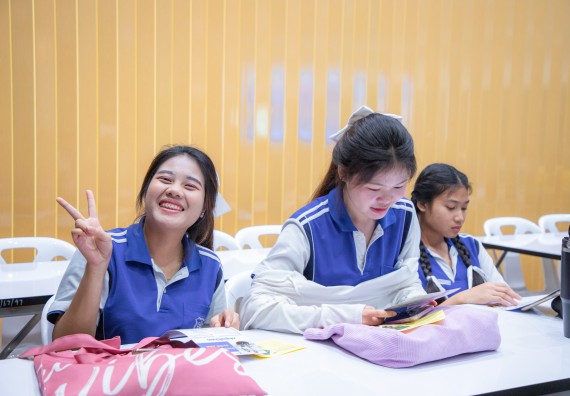 ภาพกิจกรรม  คณะวิทยาศาสตร์และเทคโนโลยี มหาวิทยาลัยราชภัฏกำแพงเพชร จัดกิจกรรมค่ายวิชาการเพื่อพัฒนากำลังคนด้านวิทยาศาสตร์และเทคโนโลยี ปีการศึกษา 2567  โรงเรียนผดุงปัญญา