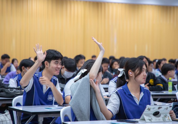 ภาพกิจกรรม  คณะวิทยาศาสตร์และเทคโนโลยี มหาวิทยาลัยราชภัฏกำแพงเพชร จัดกิจกรรมค่ายวิชาการเพื่อพัฒนากำลังคนด้านวิทยาศาสตร์และเทคโนโลยี ปีการศึกษา 2567  โรงเรียนผดุงปัญญา