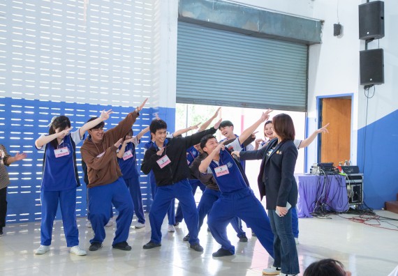 ภาพกิจกรรม  คณะวิทยาศาสตร์และเทคโนโลยี มหาวิทยาลัยราชภัฏกำแพงเพชร จัดกิจกรรมค่ายวิชาการเพื่อพัฒนากำลังคนด้านวิทยาศาสตร์และเทคโนโลยี ปีการศึกษา 2567  โรงเรียนผดุงปัญญา