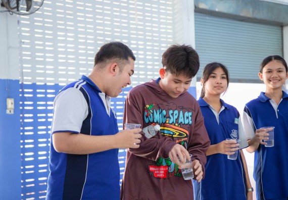 ภาพกิจกรรม  คณะวิทยาศาสตร์และเทคโนโลยี มหาวิทยาลัยราชภัฏกำแพงเพชร จัดกิจกรรมค่ายวิชาการเพื่อพัฒนากำลังคนด้านวิทยาศาสตร์และเทคโนโลยี ปีการศึกษา 2567  โรงเรียนผดุงปัญญา