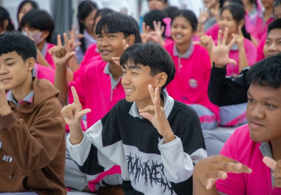 ภาพกิจกรรม  คณะวิทยาศาสตร์และเทคโนโลยี มหาวิทยาลัยราชภัฏกำแพงเพชร จัดกิจกรรมค่ายวิชาการเพื่อพัฒนากำลังคนด้านวิทยาศาสตร์และเทคโนโลยี ปีการศึกษา 2567 โรงเรียนราษฎร์ปรีชาวิทยาคม