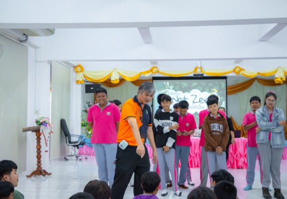 ภาพกิจกรรม  คณะวิทยาศาสตร์และเทคโนโลยี มหาวิทยาลัยราชภัฏกำแพงเพชร จัดกิจกรรมค่ายวิชาการเพื่อพัฒนากำลังคนด้านวิทยาศาสตร์และเทคโนโลยี ปีการศึกษา 2567 โรงเรียนราษฎร์ปรีชาวิทยาคม