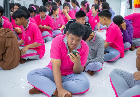 ภาพกิจกรรม  คณะวิทยาศาสตร์และเทคโนโลยี มหาวิทยาลัยราชภัฏกำแพงเพชร จัดกิจกรรมค่ายวิชาการเพื่อพัฒนากำลังคนด้านวิทยาศาสตร์และเทคโนโลยี ปีการศึกษา 2567 โรงเรียนราษฎร์ปรีชาวิทยาคม