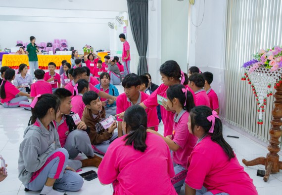 ภาพกิจกรรม  คณะวิทยาศาสตร์และเทคโนโลยี มหาวิทยาลัยราชภัฏกำแพงเพชร จัดกิจกรรมค่ายวิชาการเพื่อพัฒนากำลังคนด้านวิทยาศาสตร์และเทคโนโลยี ปีการศึกษา 2567 โรงเรียนราษฎร์ปรีชาวิทยาคม