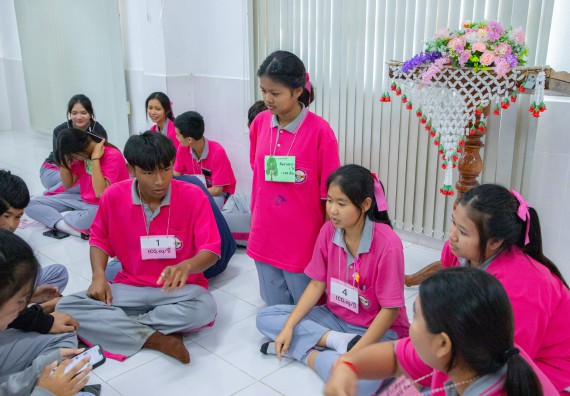 ภาพกิจกรรม  คณะวิทยาศาสตร์และเทคโนโลยี มหาวิทยาลัยราชภัฏกำแพงเพชร จัดกิจกรรมค่ายวิชาการเพื่อพัฒนากำลังคนด้านวิทยาศาสตร์และเทคโนโลยี ปีการศึกษา 2567 โรงเรียนราษฎร์ปรีชาวิทยาคม