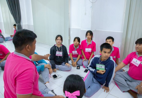 ภาพกิจกรรม  คณะวิทยาศาสตร์และเทคโนโลยี มหาวิทยาลัยราชภัฏกำแพงเพชร จัดกิจกรรมค่ายวิชาการเพื่อพัฒนากำลังคนด้านวิทยาศาสตร์และเทคโนโลยี ปีการศึกษา 2567 โรงเรียนราษฎร์ปรีชาวิทยาคม