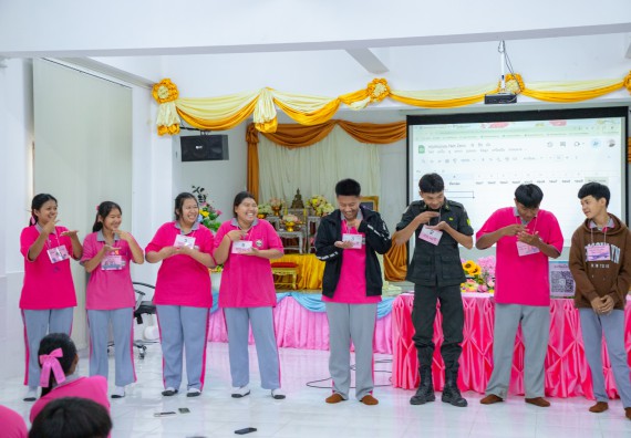 ภาพกิจกรรม  คณะวิทยาศาสตร์และเทคโนโลยี มหาวิทยาลัยราชภัฏกำแพงเพชร จัดกิจกรรมค่ายวิชาการเพื่อพัฒนากำลังคนด้านวิทยาศาสตร์และเทคโนโลยี ปีการศึกษา 2567 โรงเรียนราษฎร์ปรีชาวิทยาคม