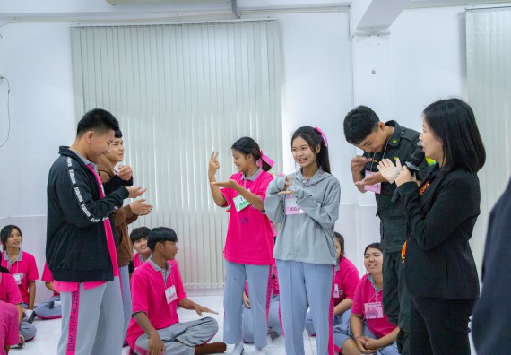 ภาพกิจกรรม  คณะวิทยาศาสตร์และเทคโนโลยี มหาวิทยาลัยราชภัฏกำแพงเพชร จัดกิจกรรมค่ายวิชาการเพื่อพัฒนากำลังคนด้านวิทยาศาสตร์และเทคโนโลยี ปีการศึกษา 2567 โรงเรียนราษฎร์ปรีชาวิทยาคม