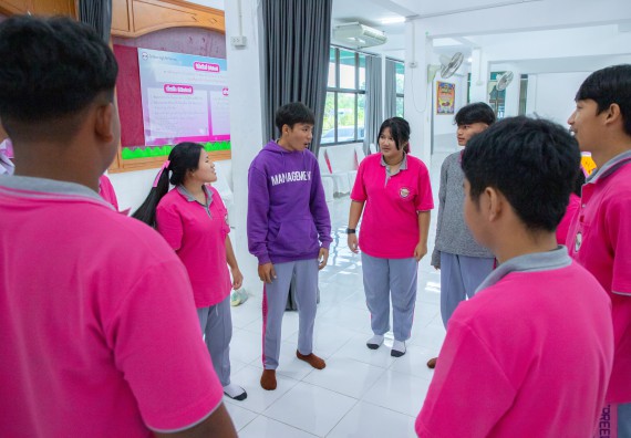 ภาพกิจกรรม  คณะวิทยาศาสตร์และเทคโนโลยี มหาวิทยาลัยราชภัฏกำแพงเพชร จัดกิจกรรมค่ายวิชาการเพื่อพัฒนากำลังคนด้านวิทยาศาสตร์และเทคโนโลยี ปีการศึกษา 2567 โรงเรียนราษฎร์ปรีชาวิทยาคม