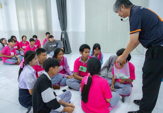 ภาพกิจกรรม  คณะวิทยาศาสตร์และเทคโนโลยี มหาวิทยาลัยราชภัฏกำแพงเพชร จัดกิจกรรมค่ายวิชาการเพื่อพัฒนากำลังคนด้านวิทยาศาสตร์และเทคโนโลยี ปีการศึกษา 2567 โรงเรียนราษฎร์ปรีชาวิทยาคม