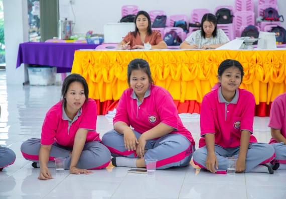 ภาพกิจกรรม  คณะวิทยาศาสตร์และเทคโนโลยี มหาวิทยาลัยราชภัฏกำแพงเพชร จัดกิจกรรมค่ายวิชาการเพื่อพัฒนากำลังคนด้านวิทยาศาสตร์และเทคโนโลยี ปีการศึกษา 2567 โรงเรียนราษฎร์ปรีชาวิทยาคม