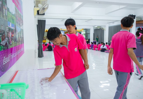 ภาพกิจกรรม  คณะวิทยาศาสตร์และเทคโนโลยี มหาวิทยาลัยราชภัฏกำแพงเพชร จัดกิจกรรมค่ายวิชาการเพื่อพัฒนากำลังคนด้านวิทยาศาสตร์และเทคโนโลยี ปีการศึกษา 2567 โรงเรียนราษฎร์ปรีชาวิทยาคม