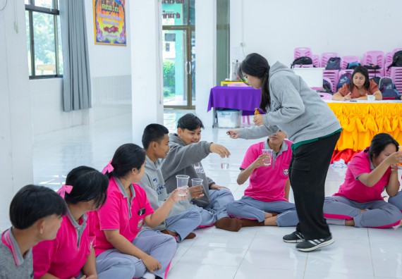 ภาพกิจกรรม  คณะวิทยาศาสตร์และเทคโนโลยี มหาวิทยาลัยราชภัฏกำแพงเพชร จัดกิจกรรมค่ายวิชาการเพื่อพัฒนากำลังคนด้านวิทยาศาสตร์และเทคโนโลยี ปีการศึกษา 2567 โรงเรียนราษฎร์ปรีชาวิทยาคม