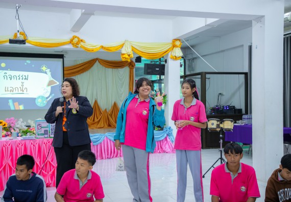 ภาพกิจกรรม  คณะวิทยาศาสตร์และเทคโนโลยี มหาวิทยาลัยราชภัฏกำแพงเพชร จัดกิจกรรมค่ายวิชาการเพื่อพัฒนากำลังคนด้านวิทยาศาสตร์และเทคโนโลยี ปีการศึกษา 2567 โรงเรียนราษฎร์ปรีชาวิทยาคม