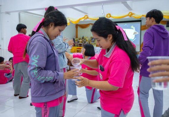 ภาพกิจกรรม  คณะวิทยาศาสตร์และเทคโนโลยี มหาวิทยาลัยราชภัฏกำแพงเพชร จัดกิจกรรมค่ายวิชาการเพื่อพัฒนากำลังคนด้านวิทยาศาสตร์และเทคโนโลยี ปีการศึกษา 2567 โรงเรียนราษฎร์ปรีชาวิทยาคม