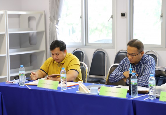 ภาพกิจกรรม  โปรแกรมวิชาสาธารณสุขศาสตร์ คณะวิทยาศาสตร์และเทคโนโลยี มหาวิทยาลัยราชภัฎกําแพงเพชร จัดกิจกรรมการพัฒนาศักยภาพเครือข่าย สถานประกอบการร่วมผลิต หัวข้อ การประชุมชี้แจงการปฏิบัติงานด้านสาธารณสุข ครั้งที่ 1