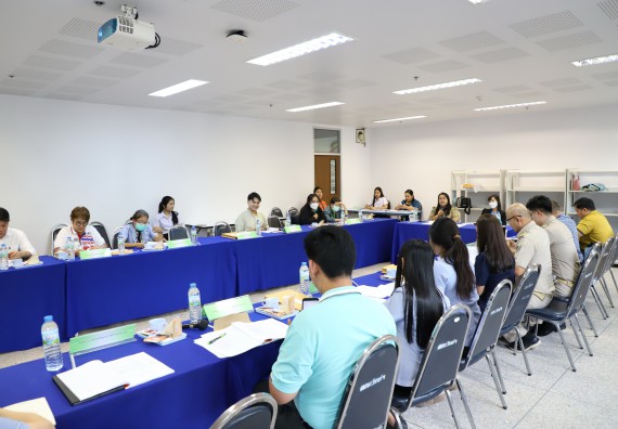 ภาพกิจกรรม  โปรแกรมวิชาสาธารณสุขศาสตร์ คณะวิทยาศาสตร์และเทคโนโลยี มหาวิทยาลัยราชภัฎกําแพงเพชร จัดกิจกรรมการพัฒนาศักยภาพเครือข่าย สถานประกอบการร่วมผลิต หัวข้อ การประชุมชี้แจงการปฏิบัติงานด้านสาธารณสุข ครั้งที่ 1