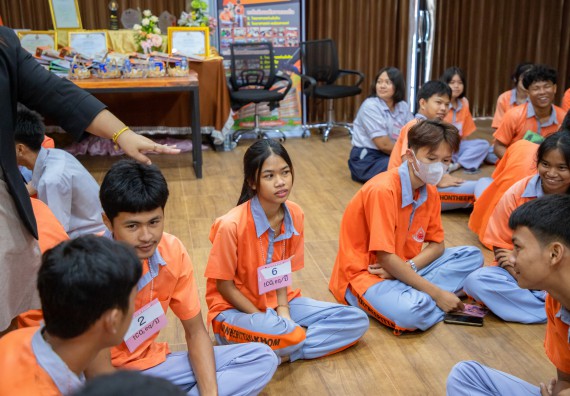 ภาพกิจกรรม  คณะวิทยาศาสตร์และเทคโนโลยี มหาวิทยาลัยราชภัฏกำแพงเพชร จัดกิจกรรมค่ายวิชาการเพื่อพัฒนากำลังคนด้านวิทยาศาสตร์และเทคโนโลยี ปีการศึกษา 2567 โรงเรียนคณฑีพิทยาคม