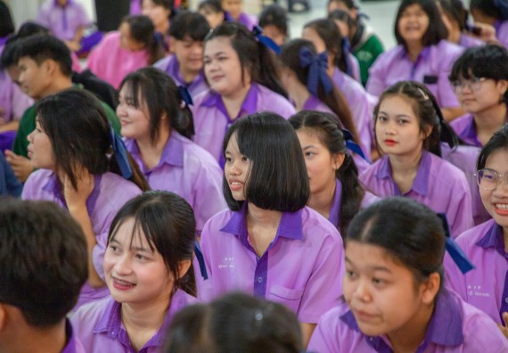 ภาพกิจกรรม  คณะวิทยาศาสตร์และเทคโนโลยี มหาวิทยาลัยราชภัฏกำแพงเพชร จัดกิจกรรมค่ายวิชาการเพื่อพัฒนากำลังคนด้านวิทยาศาสตร์และเทคโนโลยี ปีการศึกษา 2567 โรงเรียนคลองขลุงราษฎร์รังสรรค์