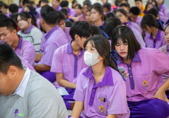 ภาพกิจกรรม  คณะวิทยาศาสตร์และเทคโนโลยี มหาวิทยาลัยราชภัฏกำแพงเพชร จัดกิจกรรมค่ายวิชาการเพื่อพัฒนากำลังคนด้านวิทยาศาสตร์และเทคโนโลยี ปีการศึกษา 2567 โรงเรียนคลองขลุงราษฎร์รังสรรค์