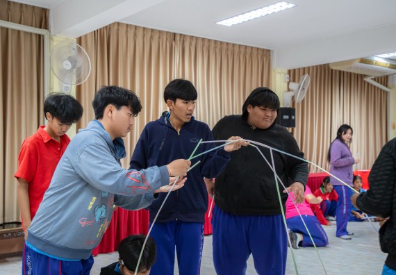 ภาพกิจกรรม   คณะวิทยาศาสตร์และเทคโนโลยี มหาวิทยาลัยราชภัฏกำแพงเพชร จัดกิจกรรมค่ายวิชาการเพื่อพัฒนากำลังคนด้านวิทยาศาสตร์และเทคโนโลยี ปีการศึกษา 2567 โรงเรียนนครไตรตรึงษ์