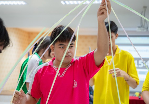 ภาพกิจกรรม   คณะวิทยาศาสตร์และเทคโนโลยี มหาวิทยาลัยราชภัฏกำแพงเพชร จัดกิจกรรมค่ายวิชาการเพื่อพัฒนากำลังคนด้านวิทยาศาสตร์และเทคโนโลยี ปีการศึกษา 2567 โรงเรียนนครไตรตรึงษ์