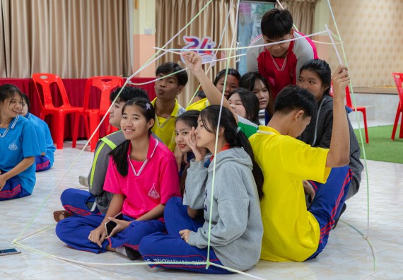 ภาพกิจกรรม   คณะวิทยาศาสตร์และเทคโนโลยี มหาวิทยาลัยราชภัฏกำแพงเพชร จัดกิจกรรมค่ายวิชาการเพื่อพัฒนากำลังคนด้านวิทยาศาสตร์และเทคโนโลยี ปีการศึกษา 2567 โรงเรียนนครไตรตรึงษ์