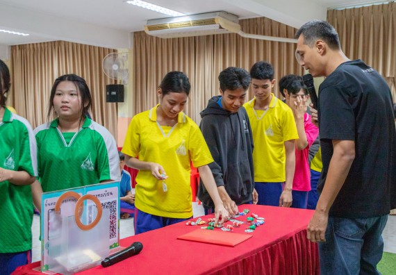ภาพกิจกรรม   คณะวิทยาศาสตร์และเทคโนโลยี มหาวิทยาลัยราชภัฏกำแพงเพชร จัดกิจกรรมค่ายวิชาการเพื่อพัฒนากำลังคนด้านวิทยาศาสตร์และเทคโนโลยี ปีการศึกษา 2567 โรงเรียนนครไตรตรึงษ์