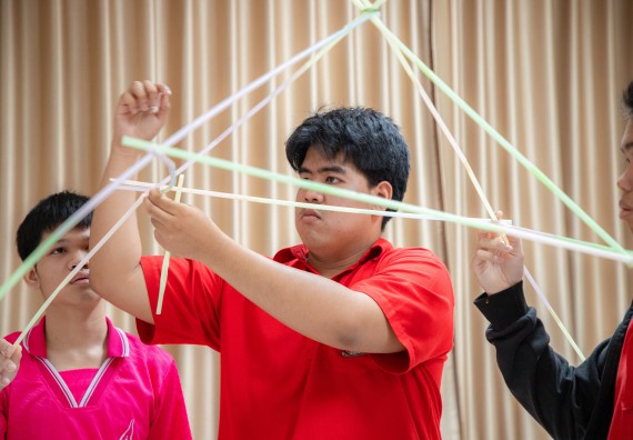 ภาพกิจกรรม   คณะวิทยาศาสตร์และเทคโนโลยี มหาวิทยาลัยราชภัฏกำแพงเพชร จัดกิจกรรมค่ายวิชาการเพื่อพัฒนากำลังคนด้านวิทยาศาสตร์และเทคโนโลยี ปีการศึกษา 2567 โรงเรียนนครไตรตรึงษ์