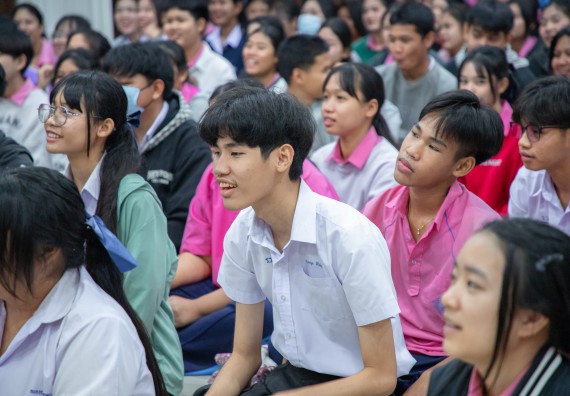 ภาพกิจกรรม คณะวิทยาศาสตร์และเทคโนโลยี มหาวิทยาลัยราชภัฏกำแพงเพชร จัดกิจกรรมค่ายวิชาการเพื่อพัฒนากำลังคนด้านวิทยาศาสตร์และเทคโนโลยี ปีการศึกษา 2567  โรงเรียนระหานวิทยา