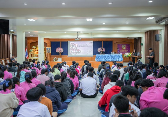 ภาพกิจกรรม คณะวิทยาศาสตร์และเทคโนโลยี มหาวิทยาลัยราชภัฏกำแพงเพชร จัดกิจกรรมค่ายวิชาการเพื่อพัฒนากำลังคนด้านวิทยาศาสตร์และเทคโนโลยี ปีการศึกษา 2567  โรงเรียนระหานวิทยา