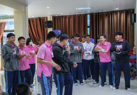 ภาพกิจกรรม คณะวิทยาศาสตร์และเทคโนโลยี มหาวิทยาลัยราชภัฏกำแพงเพชร จัดกิจกรรมค่ายวิชาการเพื่อพัฒนากำลังคนด้านวิทยาศาสตร์และเทคโนโลยี ปีการศึกษา 2567  โรงเรียนระหานวิทยา