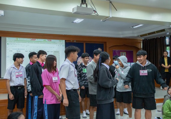 ภาพกิจกรรม คณะวิทยาศาสตร์และเทคโนโลยี มหาวิทยาลัยราชภัฏกำแพงเพชร จัดกิจกรรมค่ายวิชาการเพื่อพัฒนากำลังคนด้านวิทยาศาสตร์และเทคโนโลยี ปีการศึกษา 2567  โรงเรียนระหานวิทยา