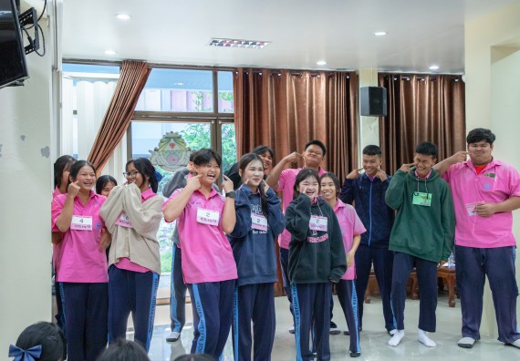 ภาพกิจกรรม คณะวิทยาศาสตร์และเทคโนโลยี มหาวิทยาลัยราชภัฏกำแพงเพชร จัดกิจกรรมค่ายวิชาการเพื่อพัฒนากำลังคนด้านวิทยาศาสตร์และเทคโนโลยี ปีการศึกษา 2567  โรงเรียนระหานวิทยา