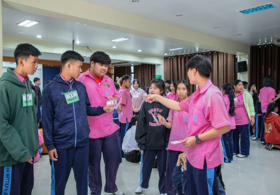 ภาพกิจกรรม คณะวิทยาศาสตร์และเทคโนโลยี มหาวิทยาลัยราชภัฏกำแพงเพชร จัดกิจกรรมค่ายวิชาการเพื่อพัฒนากำลังคนด้านวิทยาศาสตร์และเทคโนโลยี ปีการศึกษา 2567  โรงเรียนระหานวิทยา