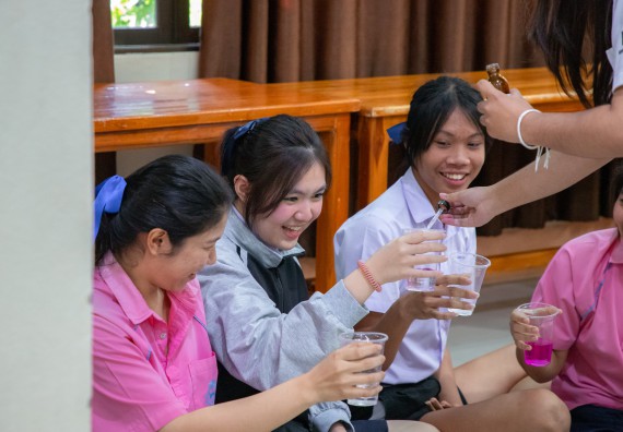 ภาพกิจกรรม คณะวิทยาศาสตร์และเทคโนโลยี มหาวิทยาลัยราชภัฏกำแพงเพชร จัดกิจกรรมค่ายวิชาการเพื่อพัฒนากำลังคนด้านวิทยาศาสตร์และเทคโนโลยี ปีการศึกษา 2567  โรงเรียนระหานวิทยา