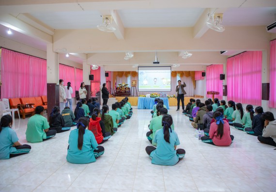 ภาพกิจกรรม  คณะวิทยาศาสตร์และเทคโนโลยี มหาวิทยาลัยราชภัฏกำแพงเพชร จัดกิจกรรมค่ายวิชาการเพื่อพัฒนากำลังคนด้านวิทยาศาสตร์และเทคโนโลยี ปีการศึกษา 2567 โรงเรียนปางมะค่าวิทยาคม