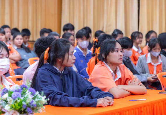 ภาพกิจกรรม  คณะวิทยาศาสตร์และเทคโนโลยี มหาวิทยาลัยราชภัฏกำแพงเพชร จัดกิจกรรมค่ายวิชาการเพื่อพัฒนากำลังคนด้านวิทยาศาสตร์และเทคโนโลยี ปีการศึกษา 2567 โรงเรียนปางศิลาทองศึกษา