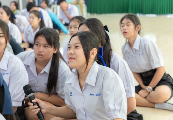 ภาพกิจกรรม  คณะวิทยาศาสตร์และเทคโนโลยี มหาวิทยาลัยราชภัฏกำแพงเพชร จัดกิจกรรมค่ายวิชาการเพื่อพัฒนากำลังคนด้านวิทยาศาสตร์และเทคโนโลยี ปีการศึกษา 2567  โรงเรียนหนองกองพิทยาคม