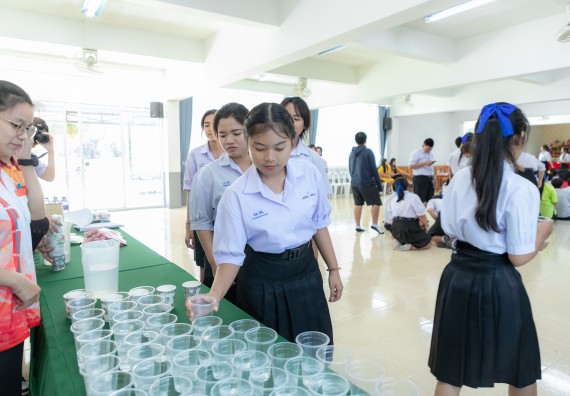 ภาพกิจกรรม  คณะวิทยาศาสตร์และเทคโนโลยี มหาวิทยาลัยราชภัฏกำแพงเพชร จัดกิจกรรมค่ายวิชาการเพื่อพัฒนากำลังคนด้านวิทยาศาสตร์และเทคโนโลยี ปีการศึกษา 2567  โรงเรียนหนองกองพิทยาคม