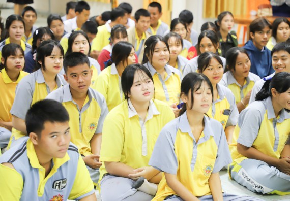 ภาพกิจกรรม  คณะวิทยาศาสตร์และเทคโนโลยี มหาวิทยาลัยราชภัฏกำแพงเพชร จัดกิจกรรมค่ายวิชาการเพื่อพัฒนากำลังคนด้านวิทยาศาสตร์และเทคโนโลยี ปีการศึกษา 2567  โรงเรียนสลกบาตรวิทยา