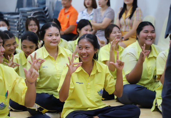 ภาพกิจกรรม  คณะวิทยาศาสตร์และเทคโนโลยี มหาวิทยาลัยราชภัฏกำแพงเพชร จัดกิจกรรมค่ายวิชาการเพื่อพัฒนากำลังคนด้านวิทยาศาสตร์และเทคโนโลยี ปีการศึกษา 2567 โรงเรียนองค์การบริหารส่วนจังหวัดกำแพงเพชร